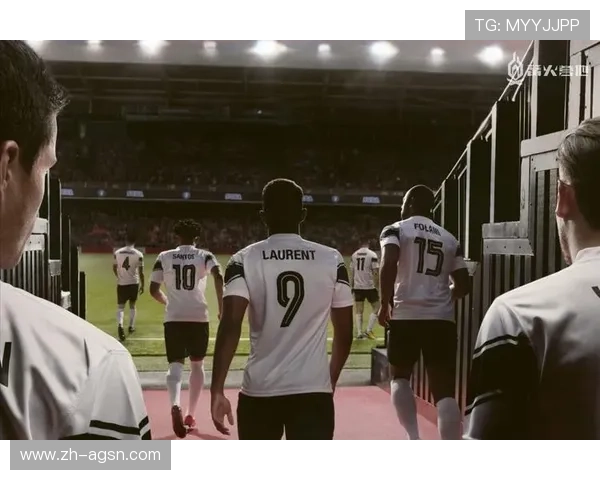 足球经理通过数据分析与临场决策改变比赛走向